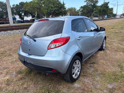 2013 Mazda MAZDA2 Sport