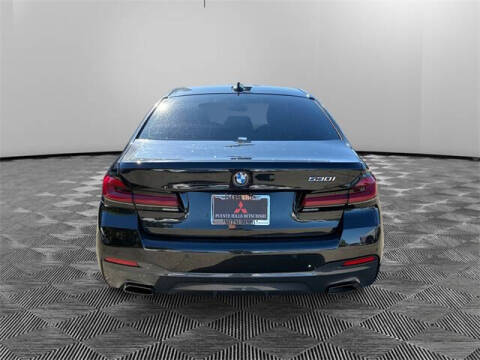 2022 BMW 5 Series 530i