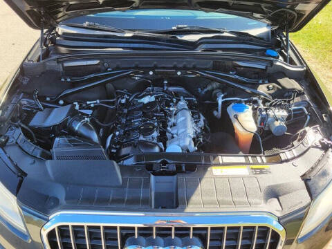 2014 Audi Q5 2.0T quattro Premium Plus