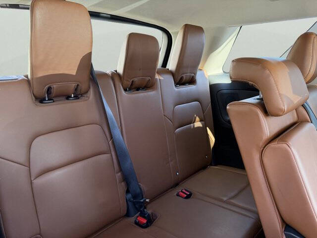 2023 Nissan Pathfinder Platinum