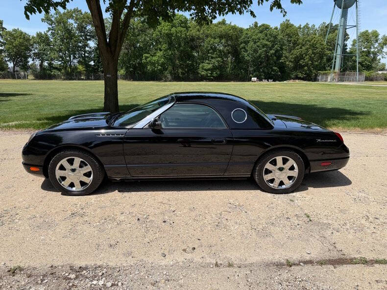 2002 Ford Thunderbird Deluxe