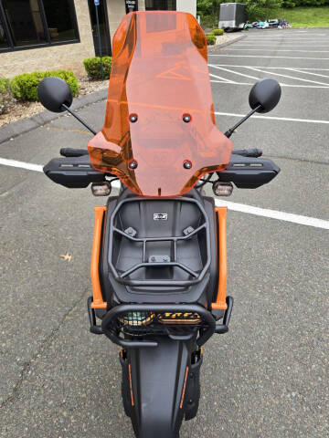 2027 Supermach Tank 200cc EFI