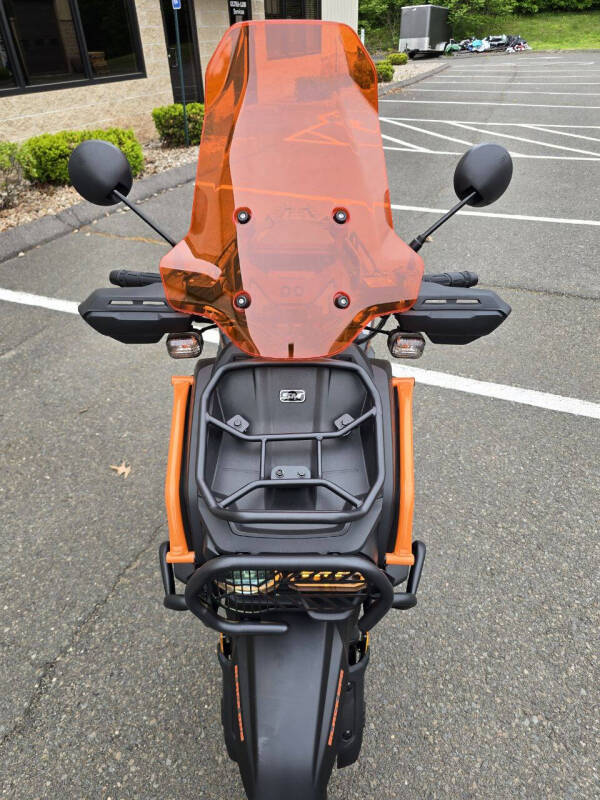 2027 Supermach Tank 200cc EFI