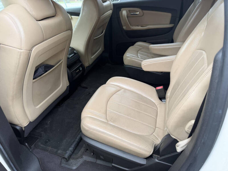 2011 Chevrolet Traverse LTZ
