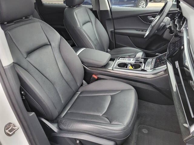 2022 Audi Q7 quattro Premium Plus 55 TFSI