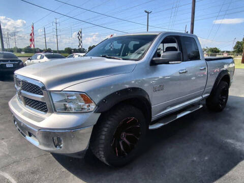 2018 RAM 1500 SLT