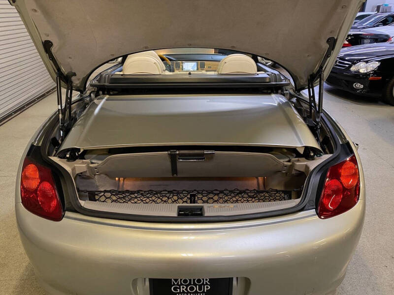 2005 Lexus SC 430