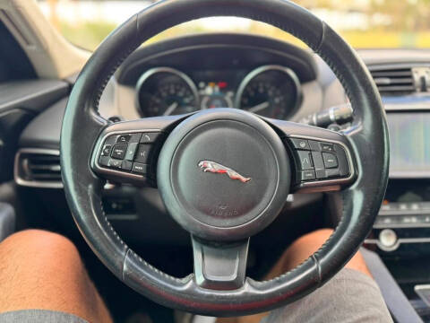 2020 Jaguar F-PACE 25t