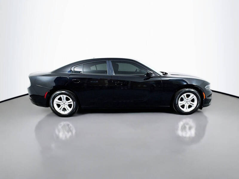2016 Dodge Charger SE