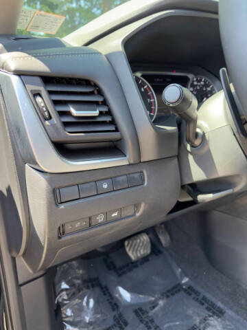 2026 Nissan Rogue SV - Photo 14