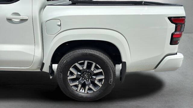 2024 Nissan Frontier SL