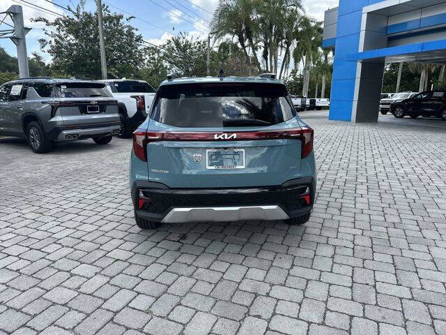 2024 Kia Seltos EX