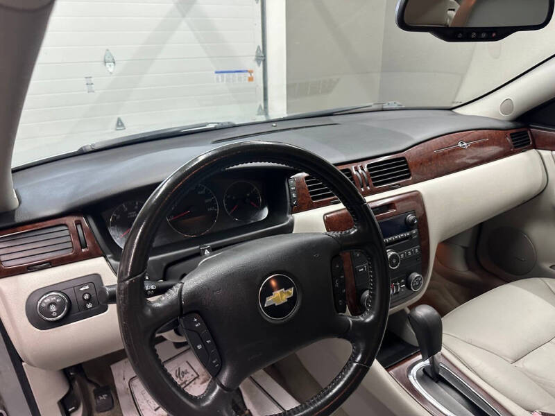 2011 Chevrolet Impala LT