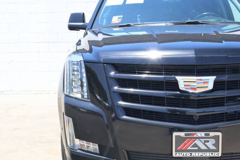 2020 Cadillac Escalade Premium Luxury