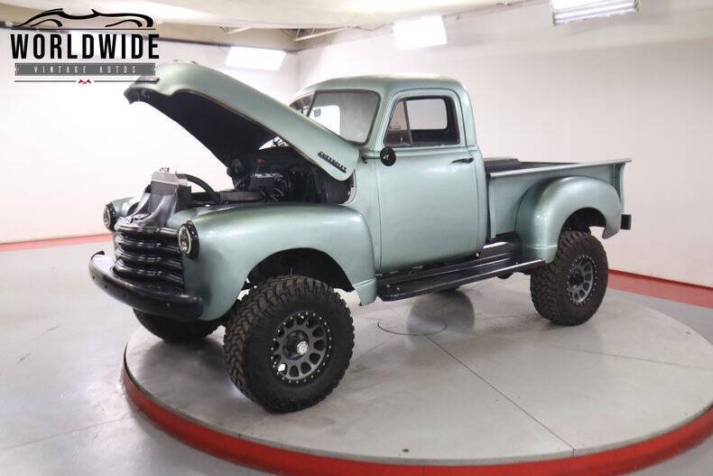 1952 Chevrolet Apache
