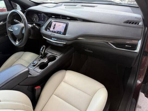 2023 Cadillac XT4 Sport