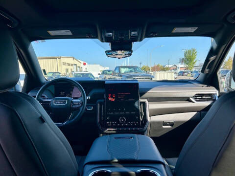 2025 GMC Yukon XL AT4