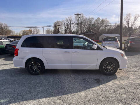 2018 Dodge Grand Caravan SE Plus