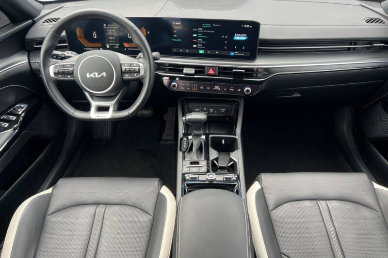 2025 Kia K5