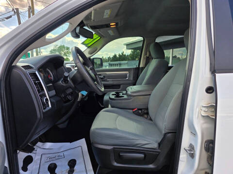2018 RAM 1500 SLT