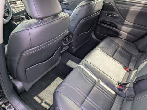 2022 Lexus ES 350 Ultra Luxury