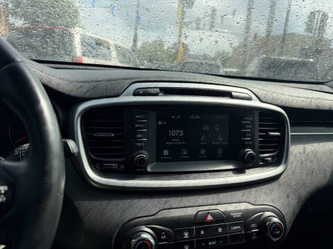 2018 Kia Sorento LX