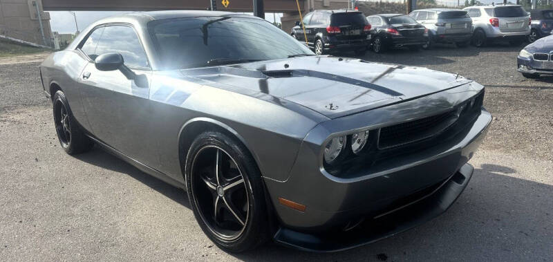 2012 Dodge Challenger SXT