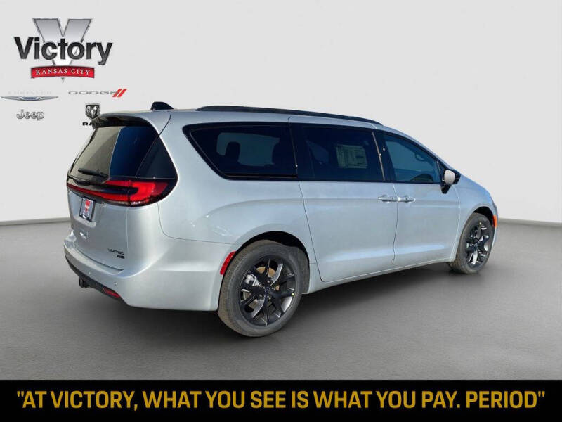 2026 Chrysler Pacifica Limited