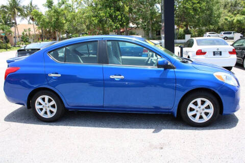 2013 Nissan Versa 1.6 S