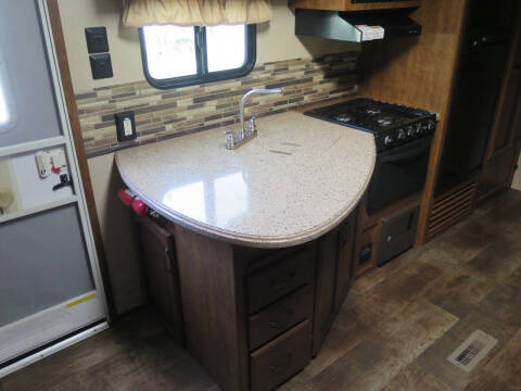 2015 Crossroads RV Zinger