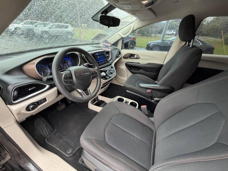 2017 Chrysler Pacifica Touring