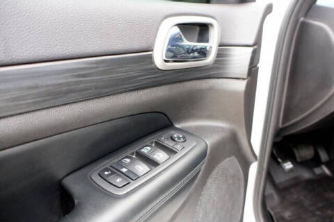 2020 Jeep Grand Cherokee Laredo E