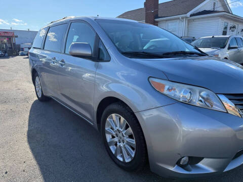 2012 Toyota Sienna Limited 7-Passenger