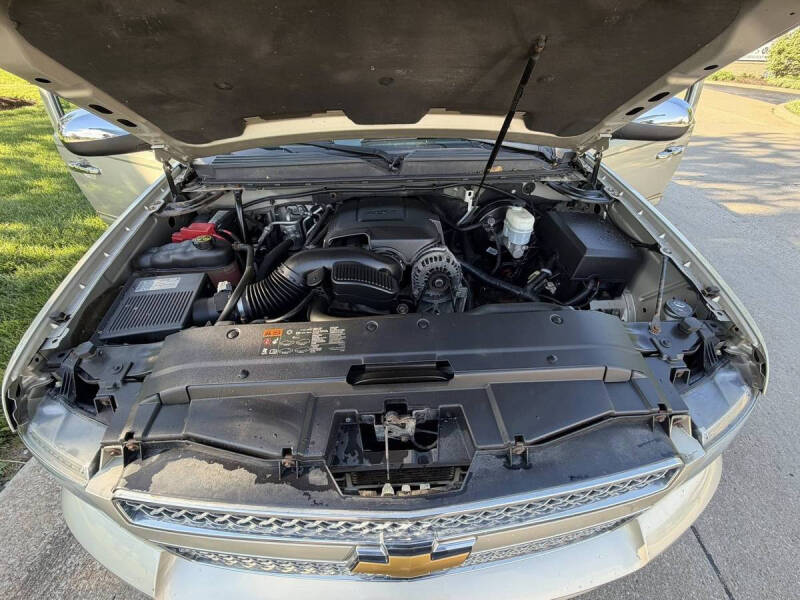 2013 Chevrolet Suburban LT