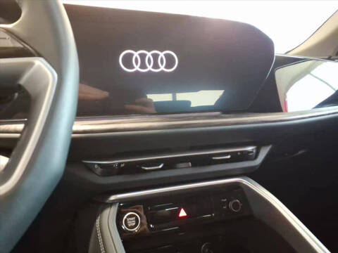 2025 Audi Q5 quattro Premium Plus TFSI