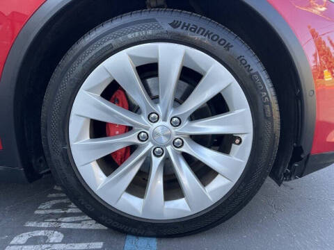 2016 Tesla Model X P90D