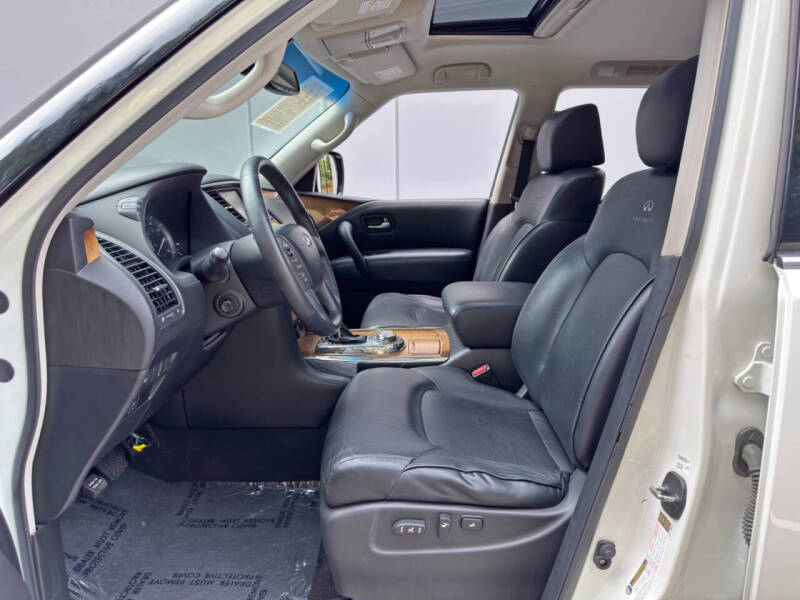 2014 Infiniti QX80