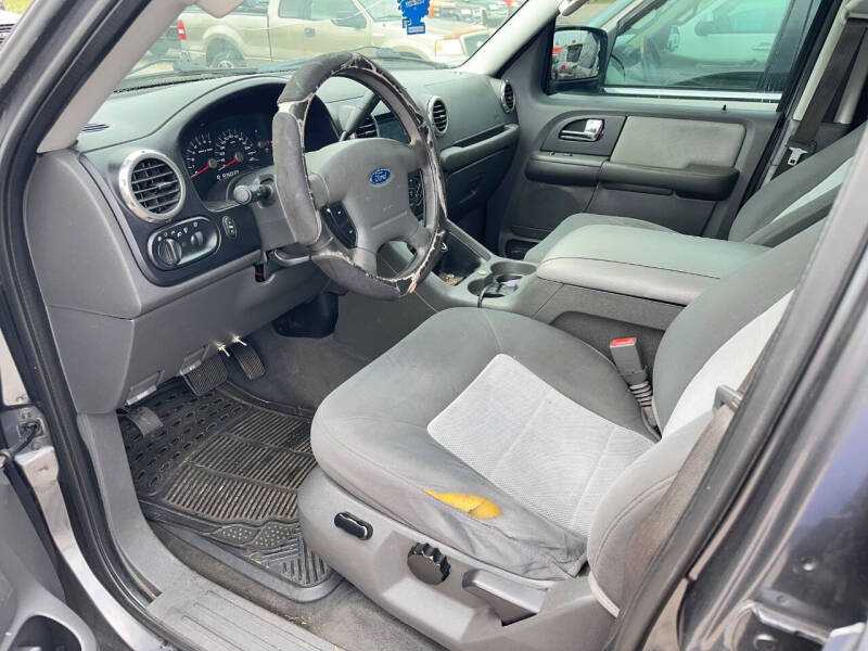 2003 Ford Expedition XLT