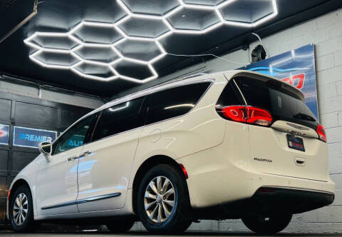 2019 Chrysler Pacifica Touring L