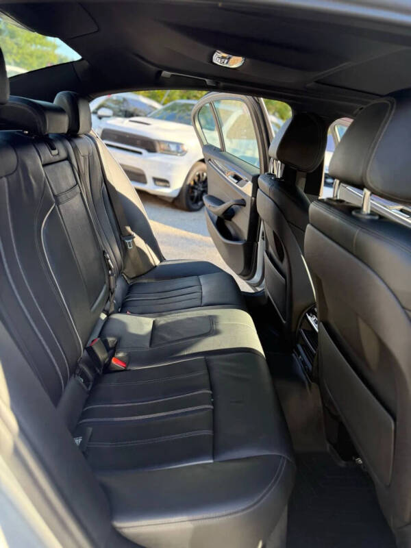 2018 BMW 5 Series 530i