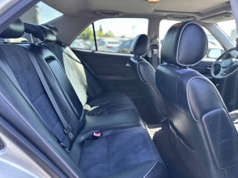 2003 Lexus IS 300