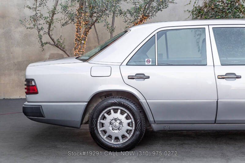 1992 Mercedes-Benz 400-Class 400 E