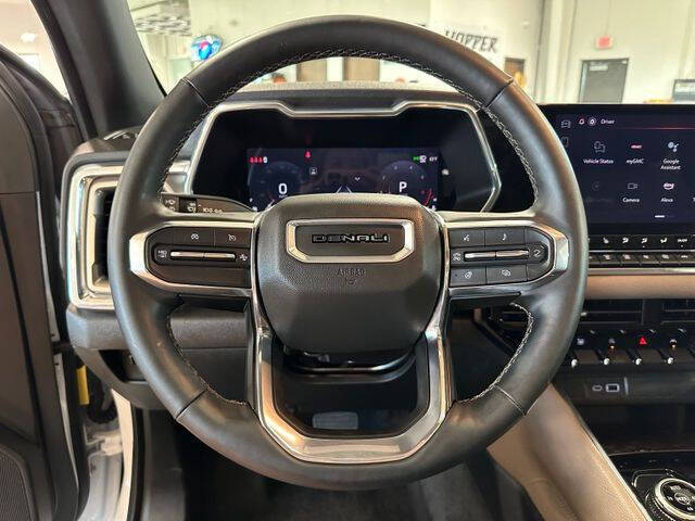 2024 GMC Canyon Denali