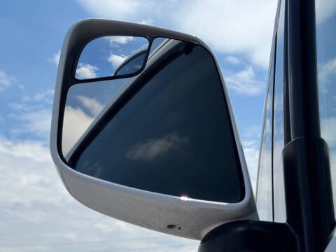 2021 Nissan NV200 SV