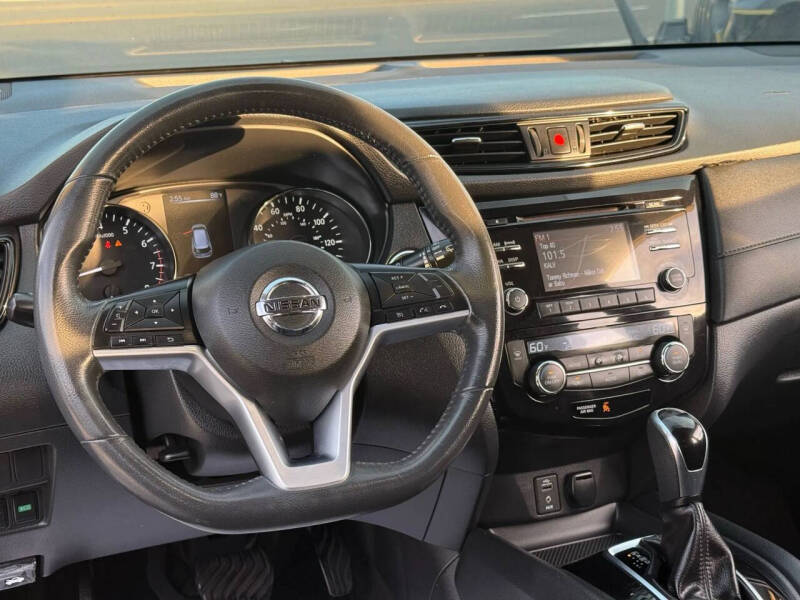 2017 Nissan Rogue