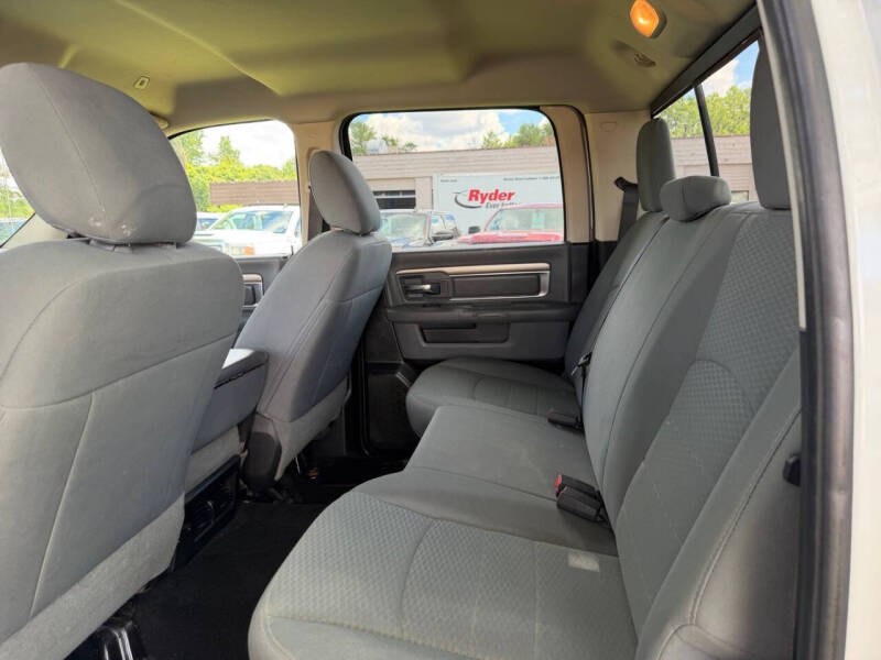 2017 RAM 1500 SLT