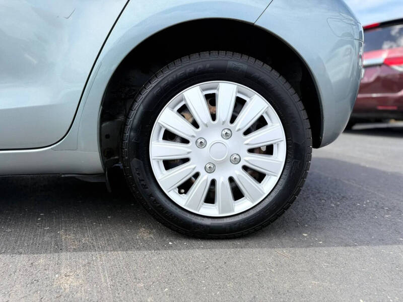2011 Toyota Yaris