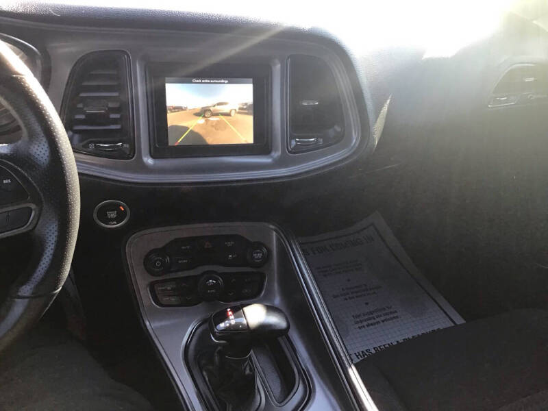 2023 Dodge Challenger SXT