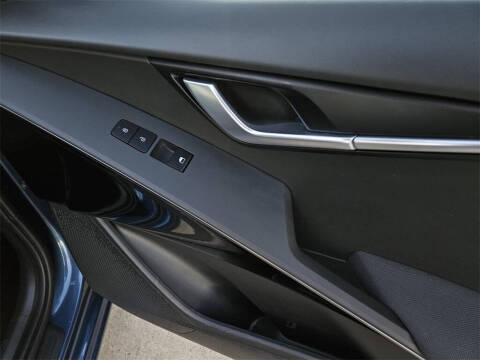 2023 Kia Niro EX Touring