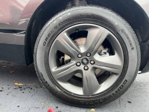 2025 Land Rover Range Rover Velar P400 Dynamic SE